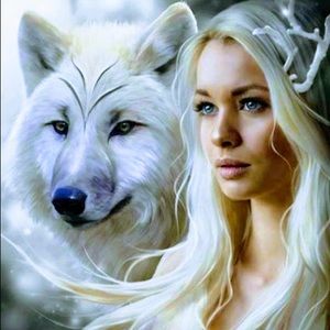 Meet your Posher, Esme